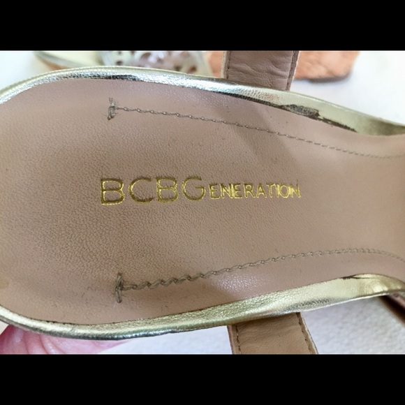 BCBGENERATION Gold Platform Wedge Sandals - Picture 8 of 8